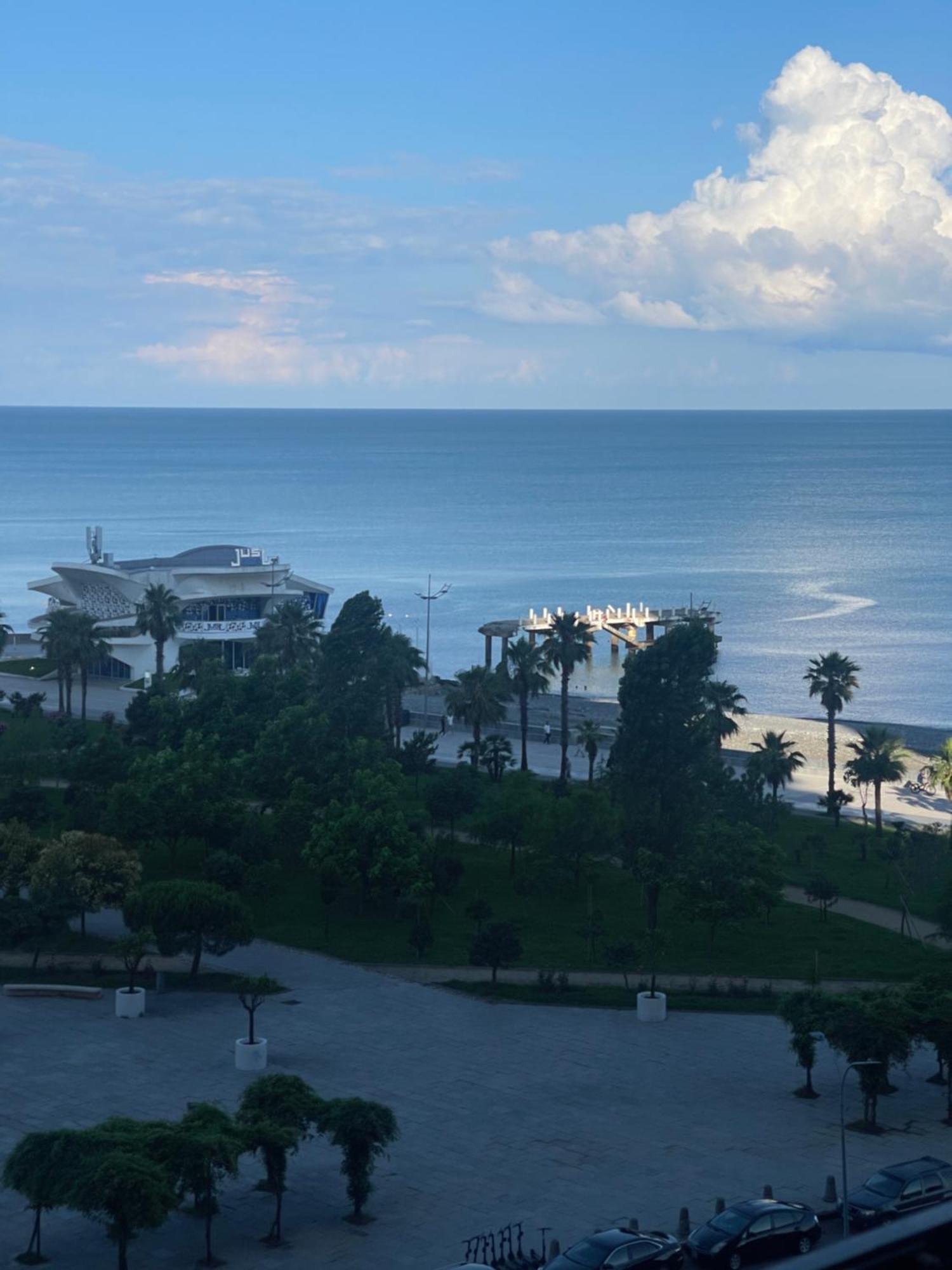 Apartment Batumi Weekend Esterno foto
